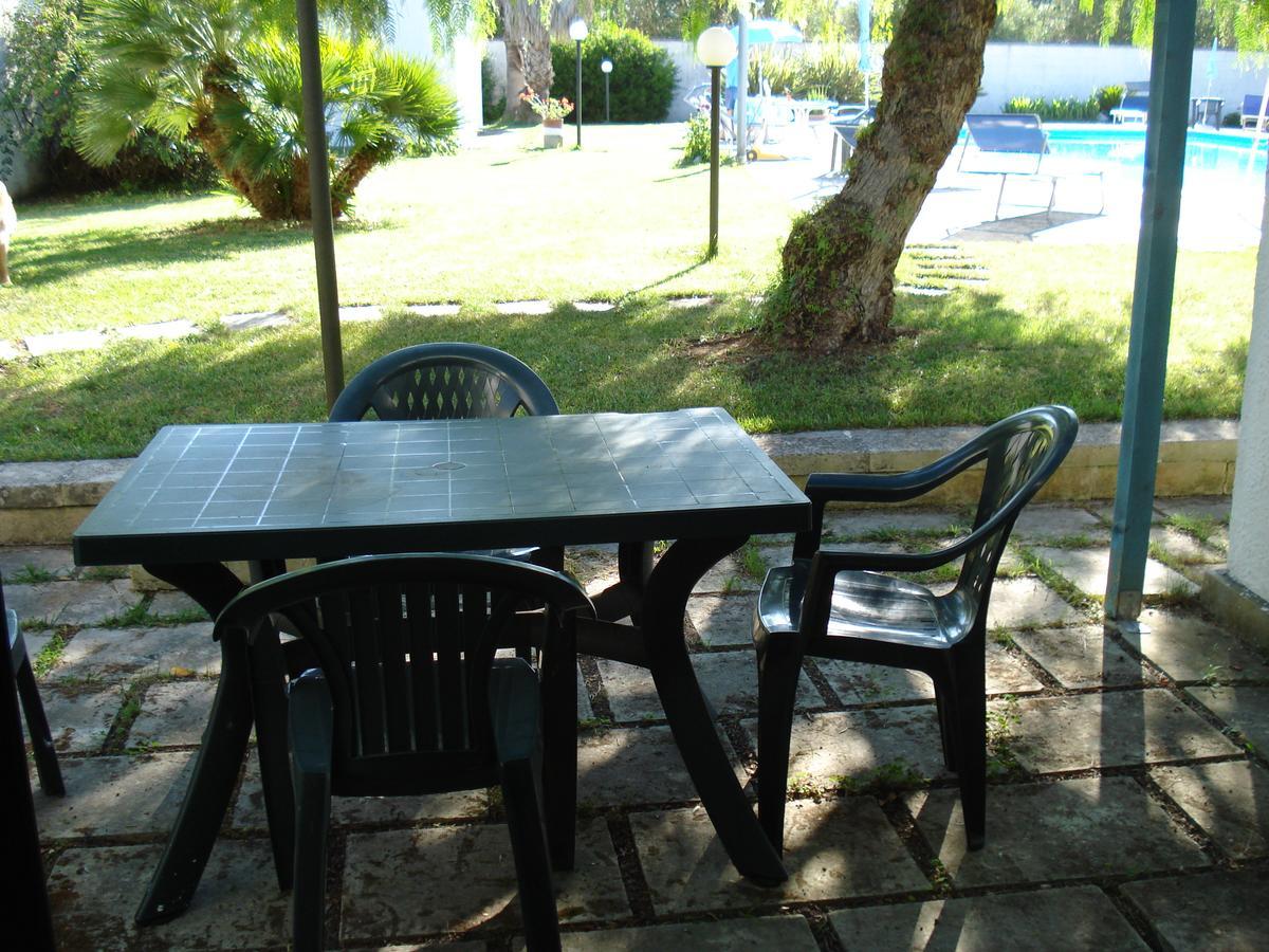 Breezes B&B Conca Specchiulla Exterior foto